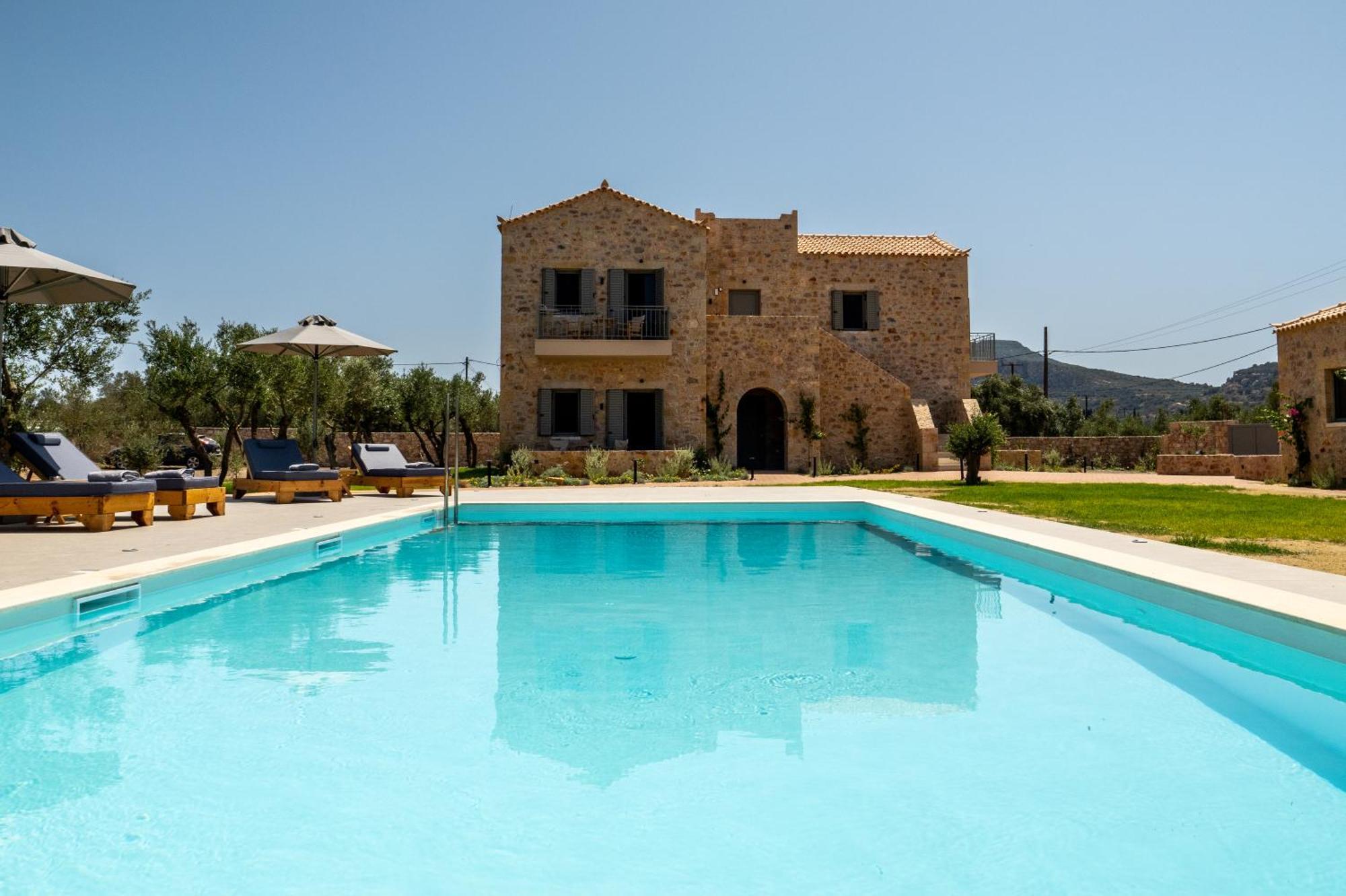 Olivar Suites Plitra Exterior photo